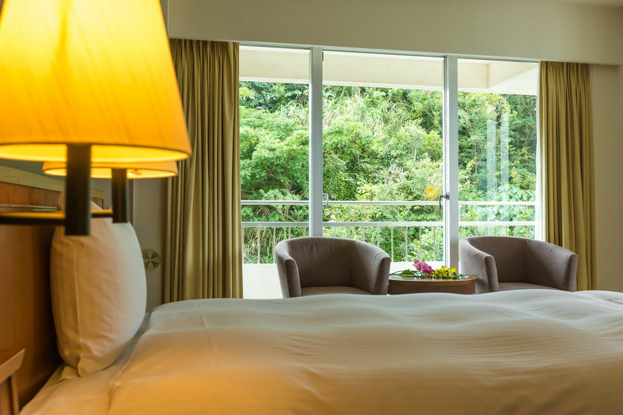 Em Wellness Kurashinohakko Lifestyle Resort Окинава Экстерьер фото