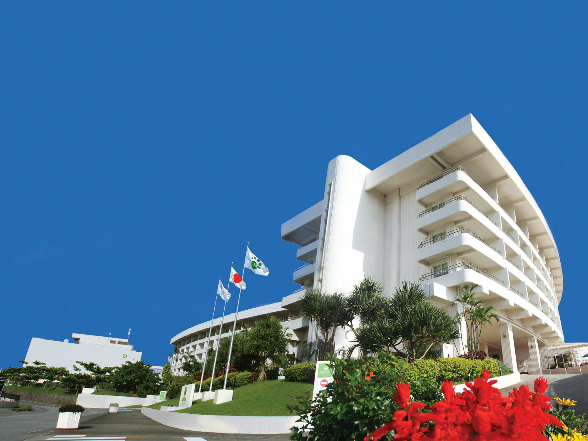 Em Wellness Kurashinohakko Lifestyle Resort Окинава Экстерьер фото