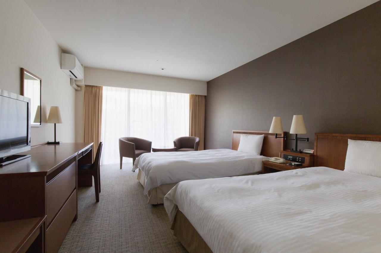 Em Wellness Kurashinohakko Lifestyle Resort Окинава Экстерьер фото